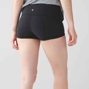 Lulu Lemon Wunder Shorts Size 4 Black